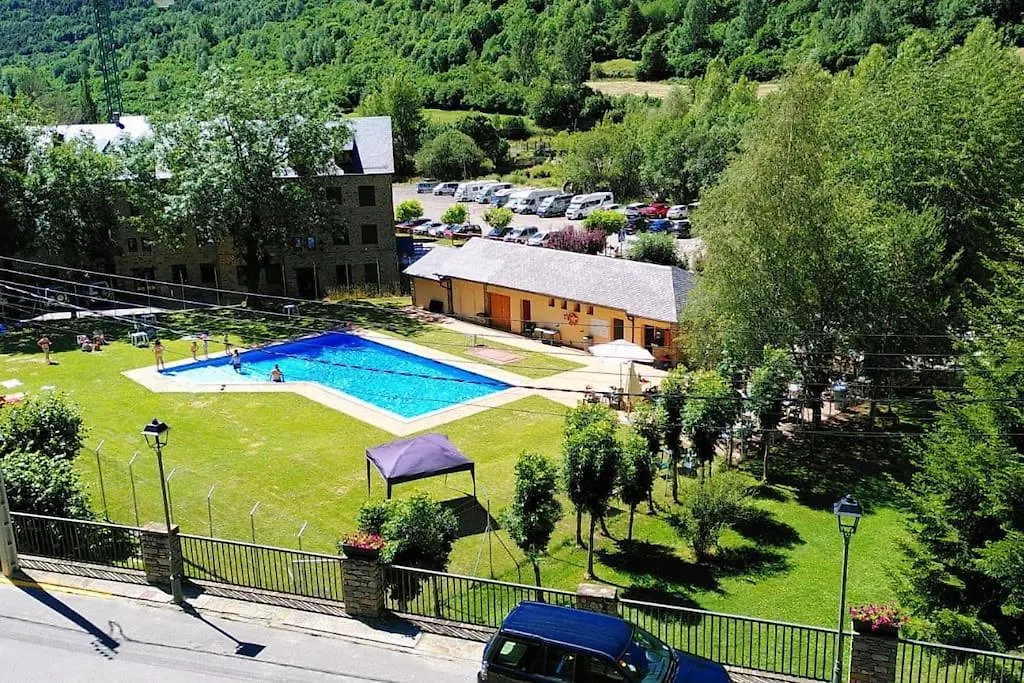 Espot Natura - Apartament De Muntanya Al Pn Aigueestortes I Sant Maurici 0*,  Spain